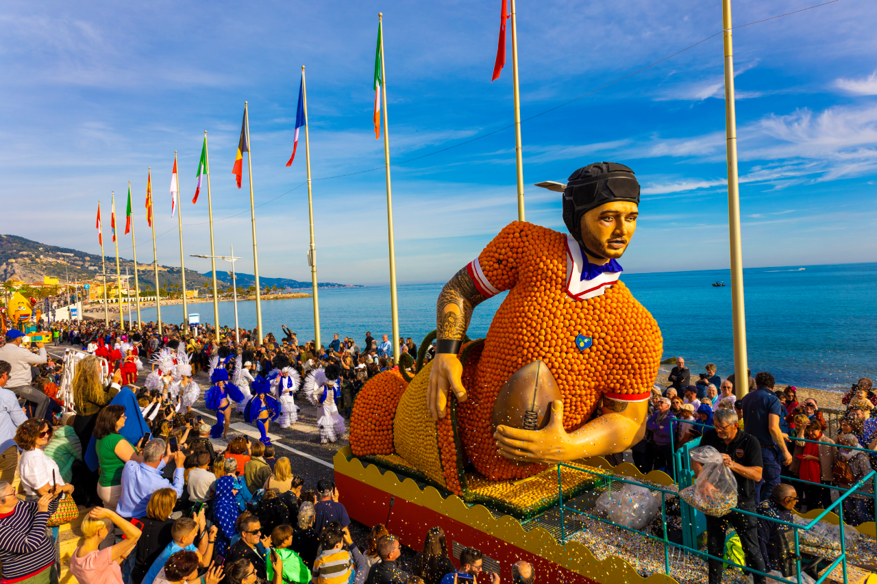 Kezdetét vette a Fete du Citron avagy a Menton citromfesztivál🍋